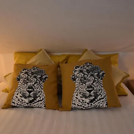 Les Demoiselles Отель типа 