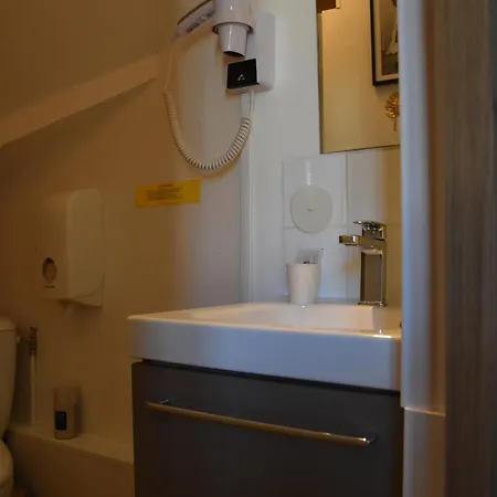 Les Demoiselles Отель типа 