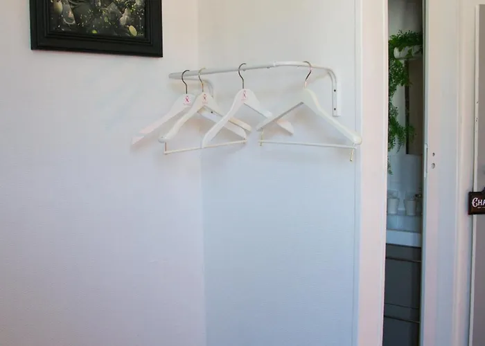 Les Demoiselles Bed & Breakfast Honfleur