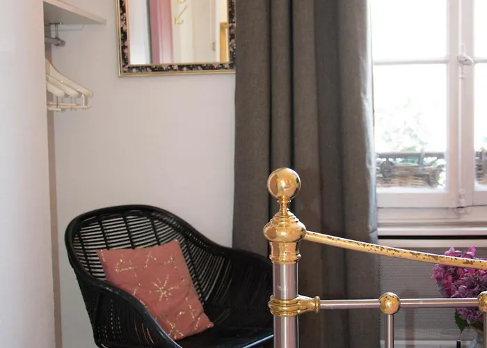 Les Demoiselles Bed & Breakfast Honfleur